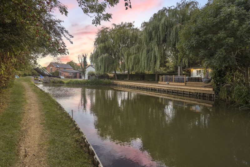 Aynho Road Adderbury